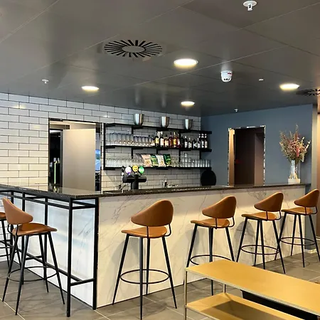 Hotel Cabinn Plus Esbjerg 3*