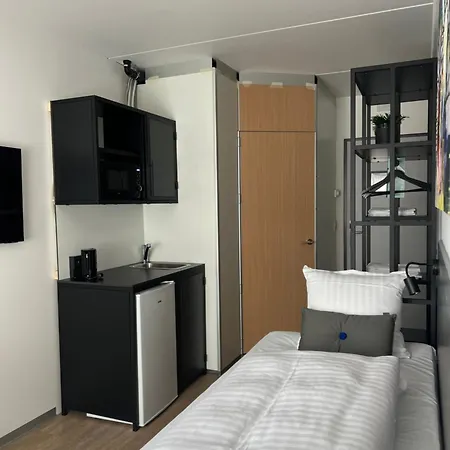 Hotel Cabinn Plus Esbjerg 3*