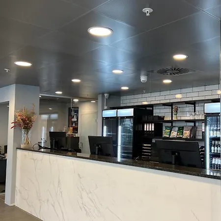 Cabinn Plus Esbjerg Hotel 3*