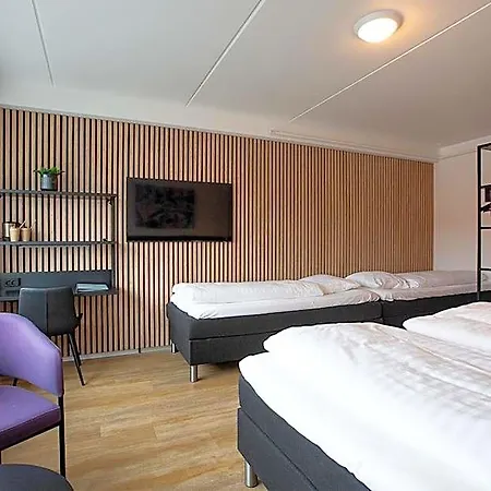 Hotel Cabinn Plus Esbjerg 3*