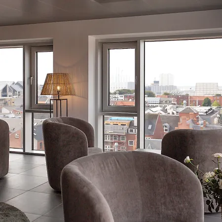 Cabinn Plus Esbjerg Hotel 3*